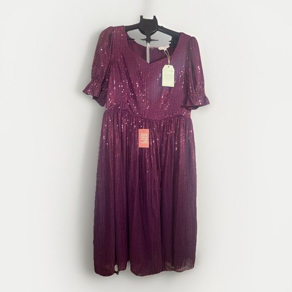 Ivy City Co Dresses & Skirts - Ivy City Co Clara Dress Plum Sequins Fit Flare Puff Sleeve Holiday XXL  NWT